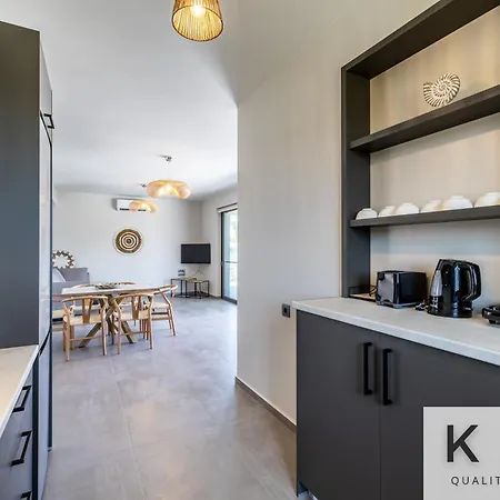 Apartment βιλα ελευθερία με ιδιωτικη πισινα 5 λεπτα απο το αργοστολι