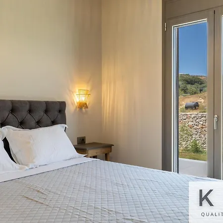 Apartment βιλα ελευθερία με ιδιωτικη πισινα 5 λεπτα απο το αργοστολι Argostoli (Kefalonia)